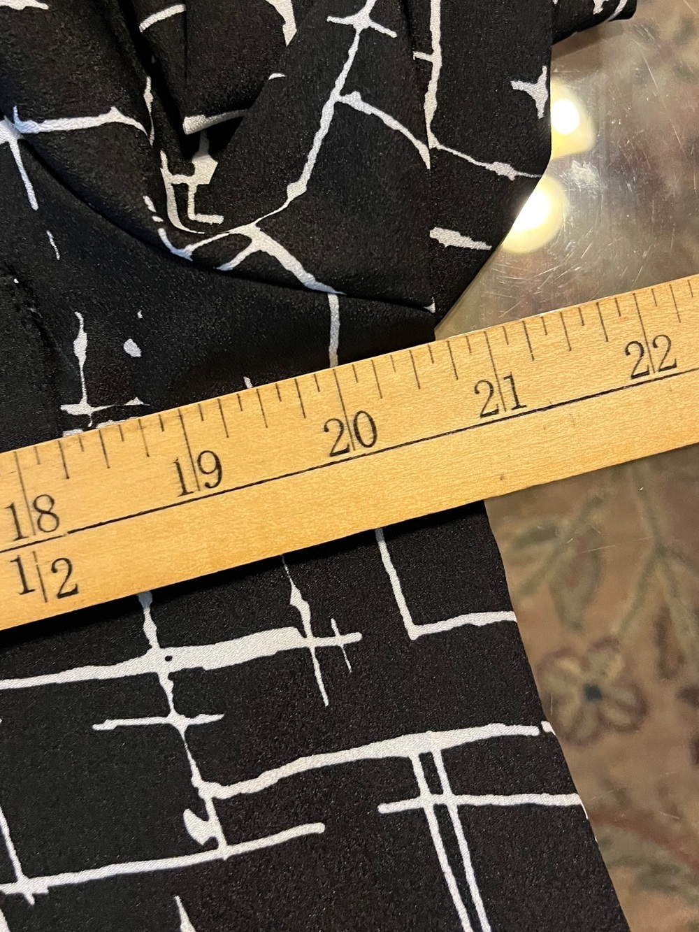 Calvin Klein Black White Abstract Grid Blouse Large - Picture 7 of 8